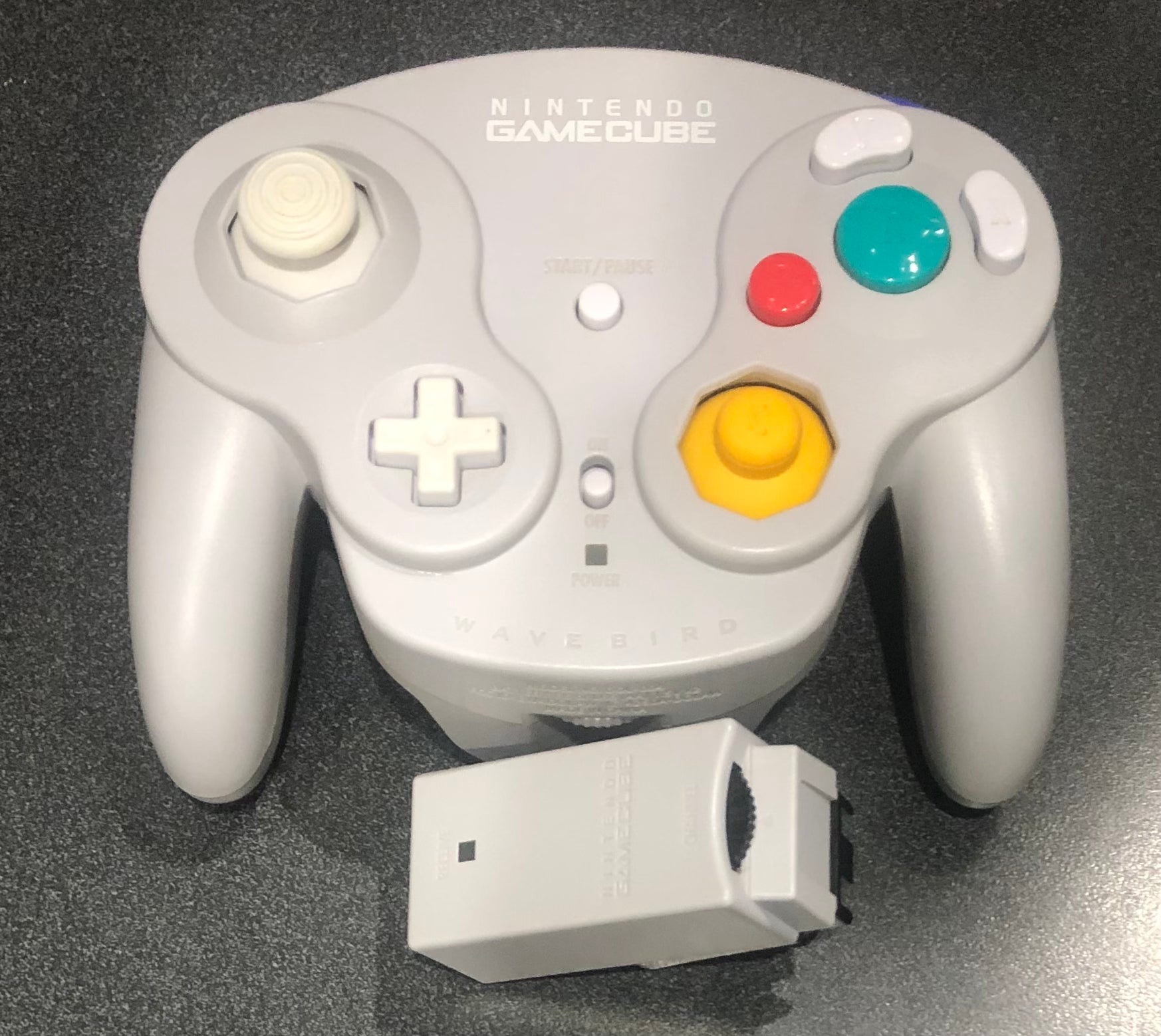 Nintendo GameCube Wavebird Controller with store receiver