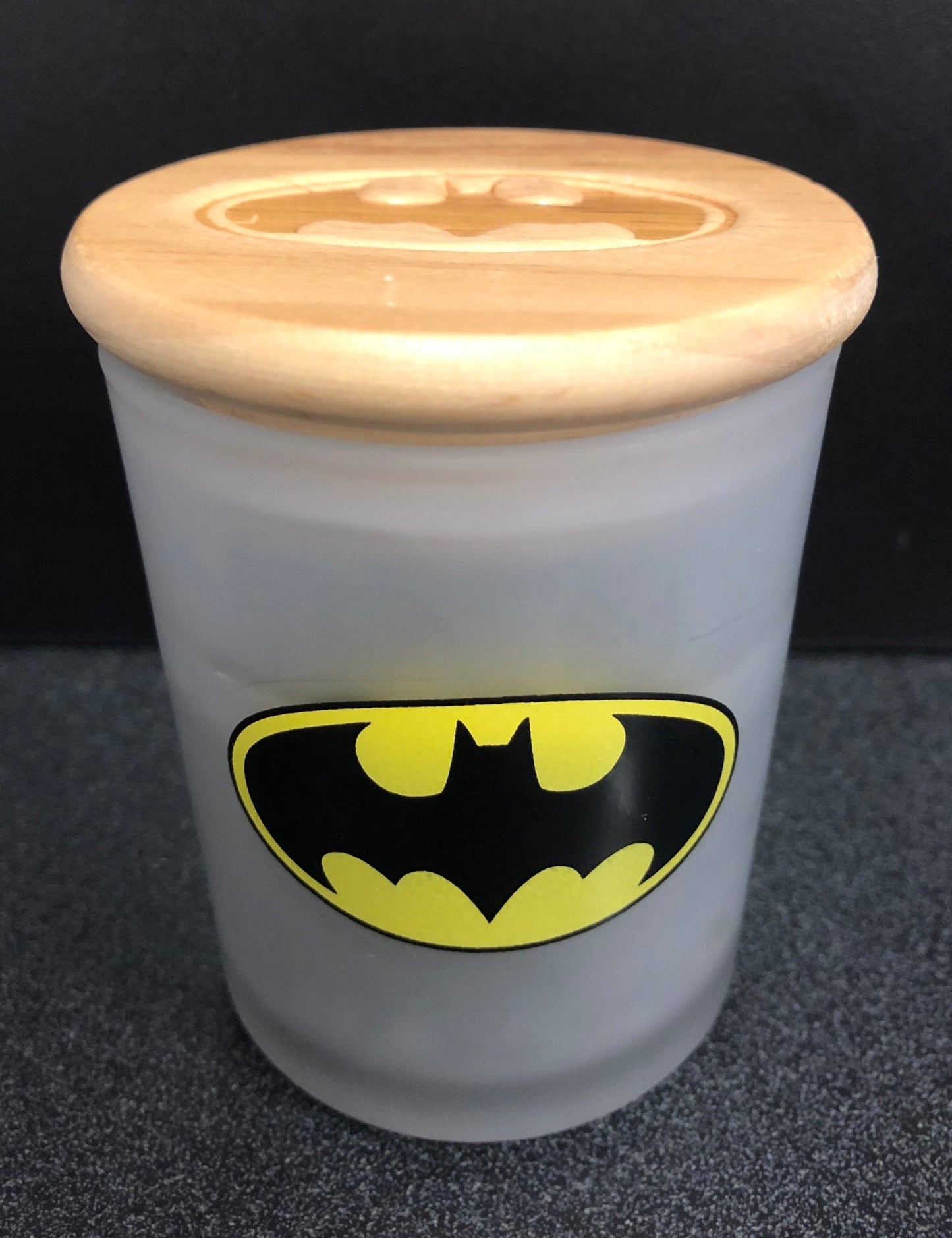 Batman DC Comics Mango Scented Soy Candle - Gametraders Modbury Heights